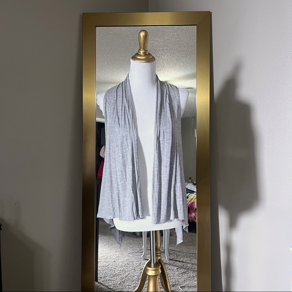 Gray sleeveless cardigan